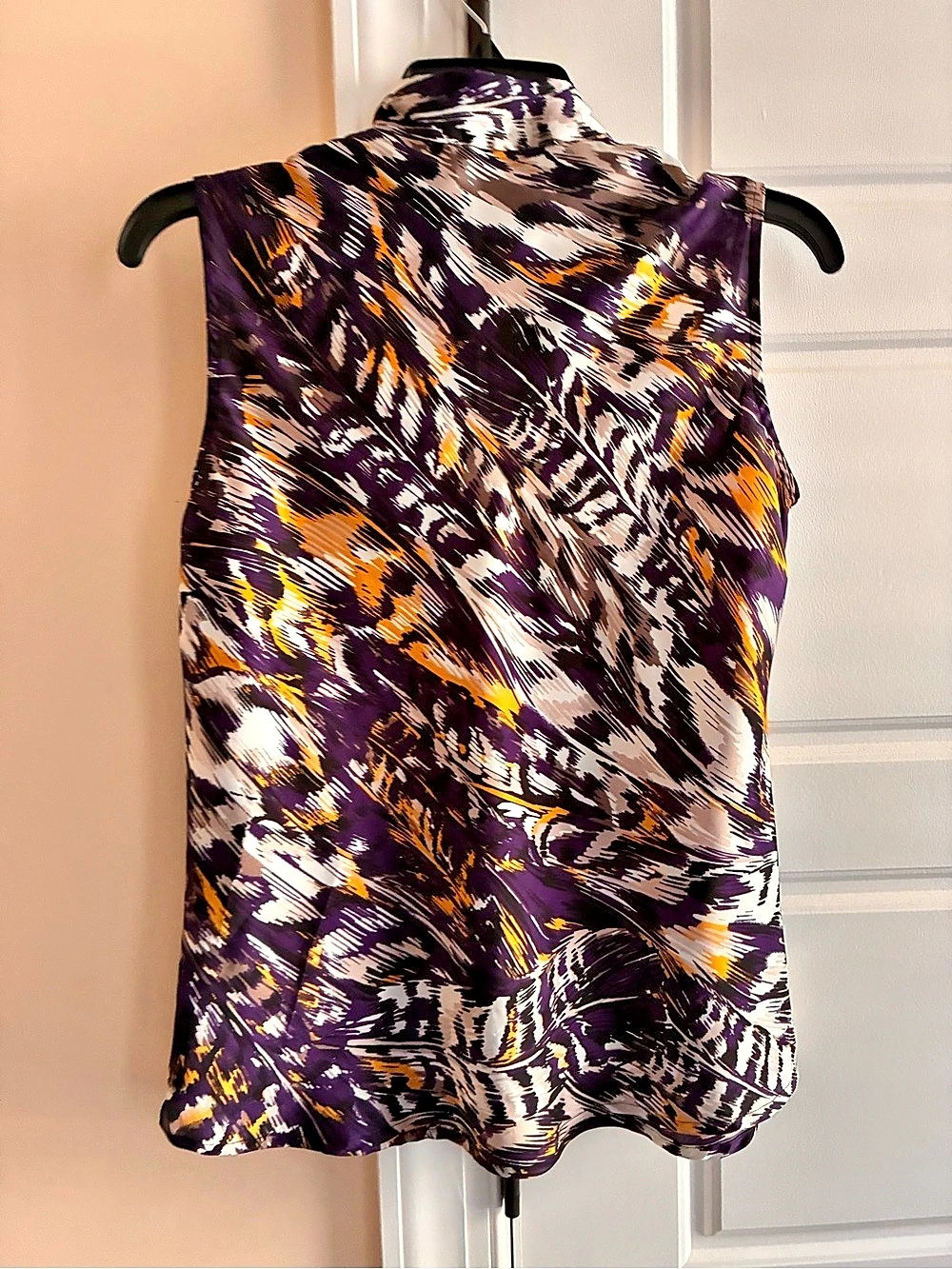 Kasper Abstract Sleeveless Blouse in Purple & White Like New - Picture 2 of 3